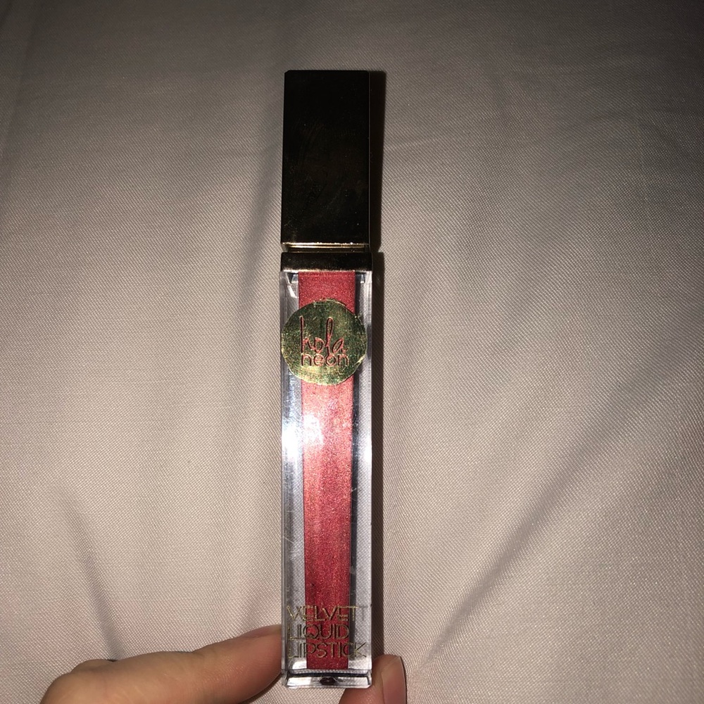 Hola neon velvet liquid lipstick